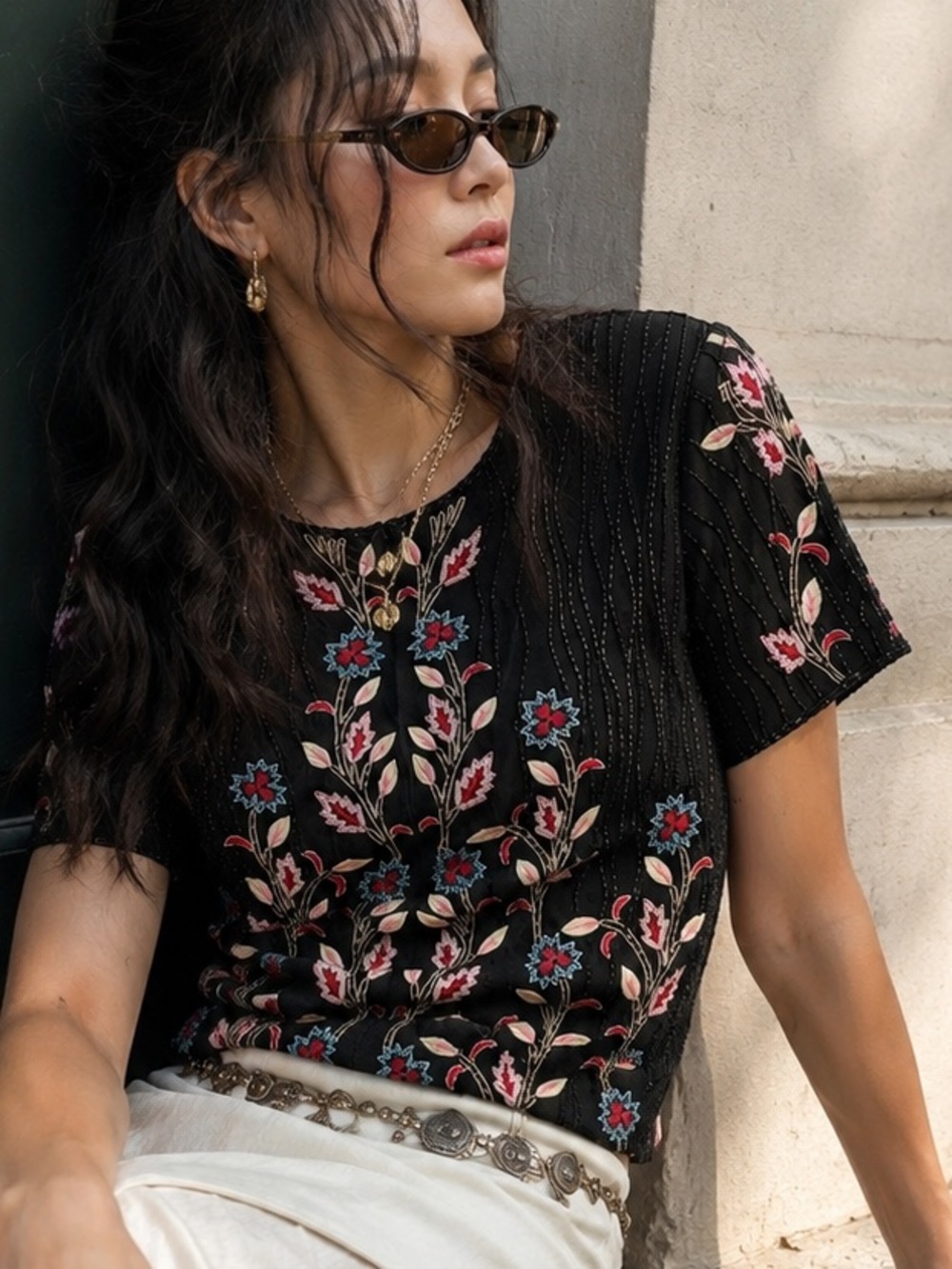 Adrianna Papell 100% Silk Beaded Top Black Floral Embroidered Size PM Vintage